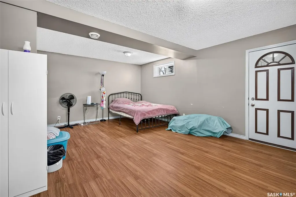 965 Stadacona Street W Moose Jaw SK S6H 2A9