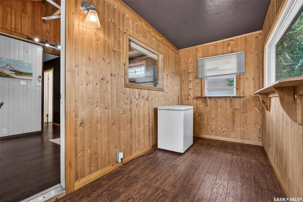 965 Stadacona Street W Moose Jaw SK S6H 2A9