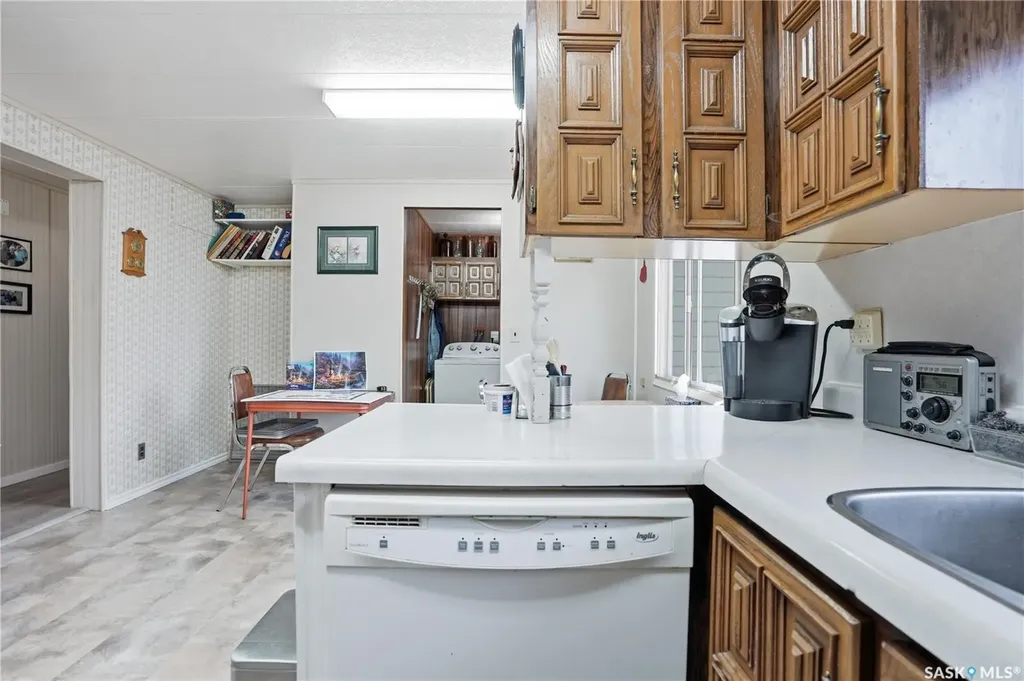 514 Mckenzie Street Morse SK S0H 3C0