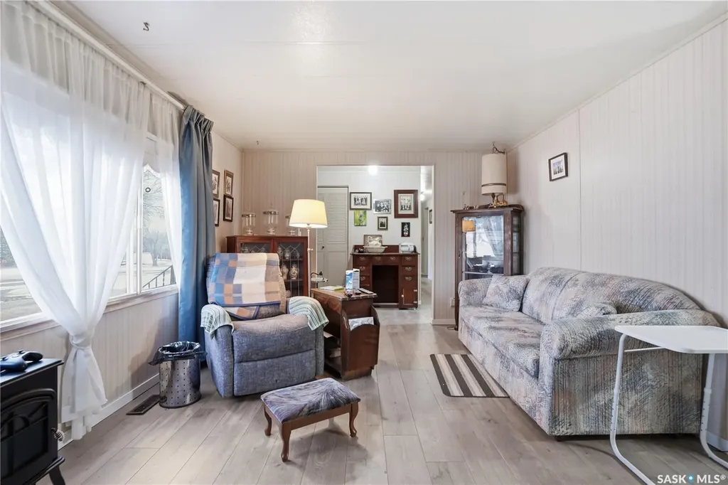 514 Mckenzie Street Morse SK S0H 3C0