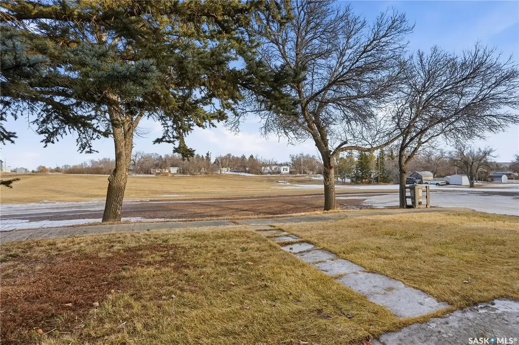 514 Mckenzie Street Morse SK S0H 3C0