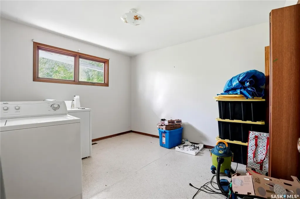 635 Gardiner Street Holdfast SK S0G 2H0