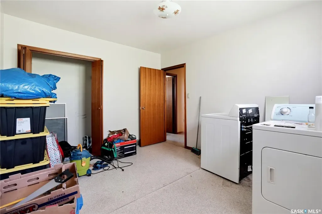 635 Gardiner Street Holdfast SK S0G 2H0