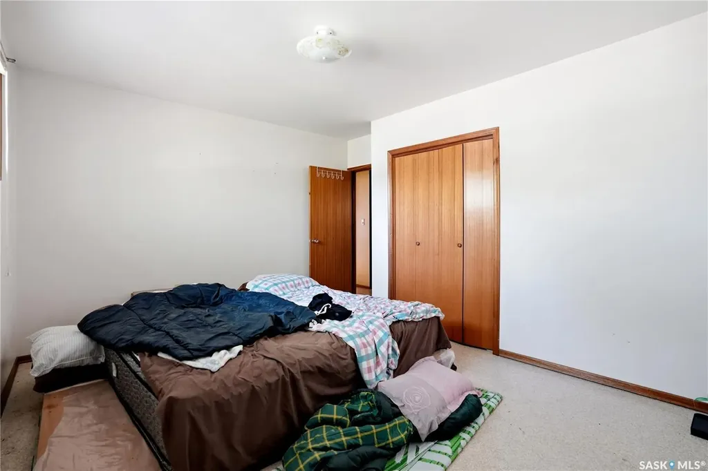 635 Gardiner Street Holdfast SK S0G 2H0