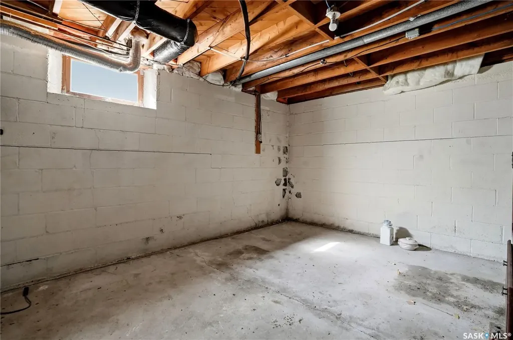 635 Gardiner Street Holdfast SK S0G 2H0
