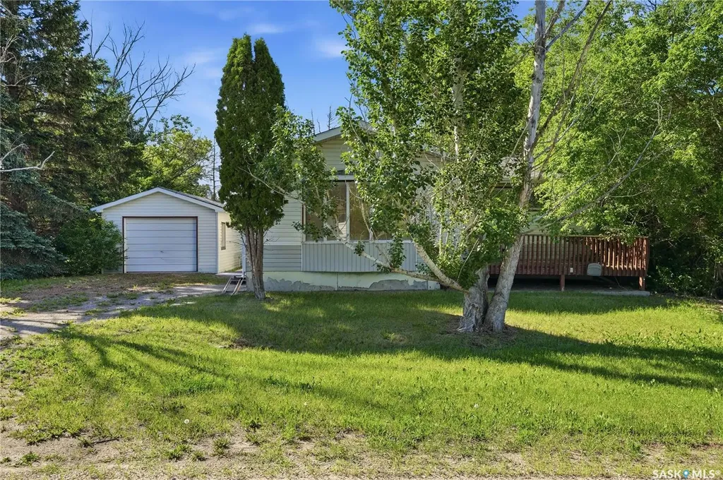635 Gardiner Street Holdfast SK S0G 2H0