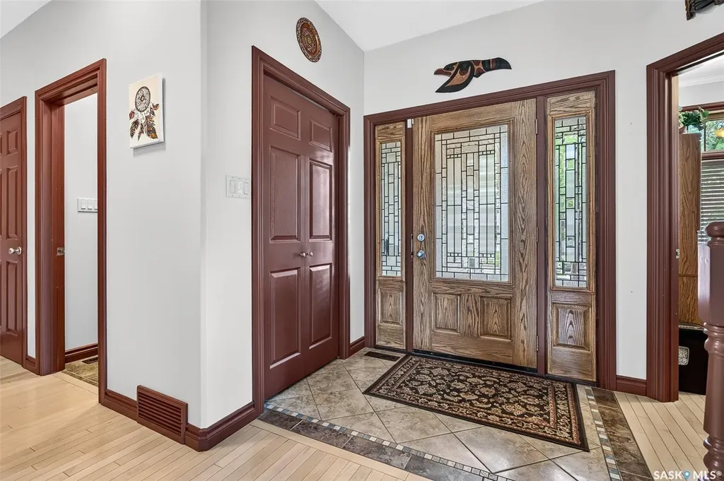 155 Hochelaga Street E Moose Jaw SK S6H 0N8