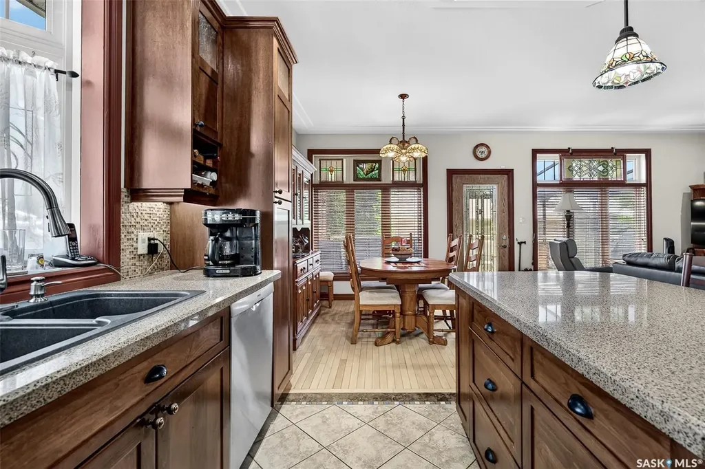 155 Hochelaga Street E Moose Jaw SK S6H 0N8