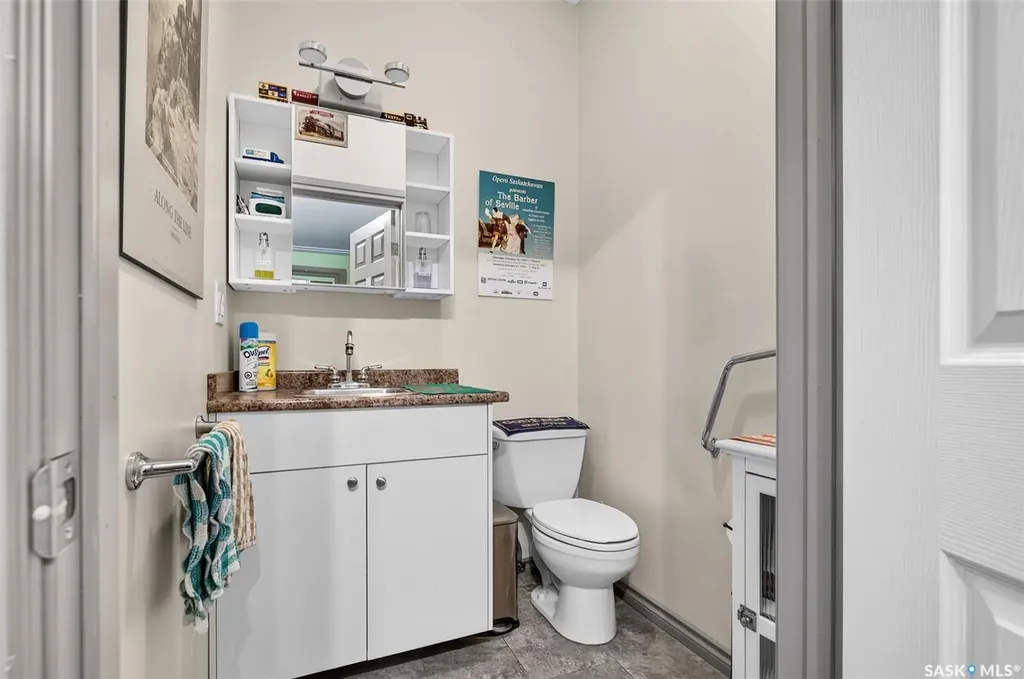 155 Hochelaga Street E Moose Jaw SK S6H 0N8