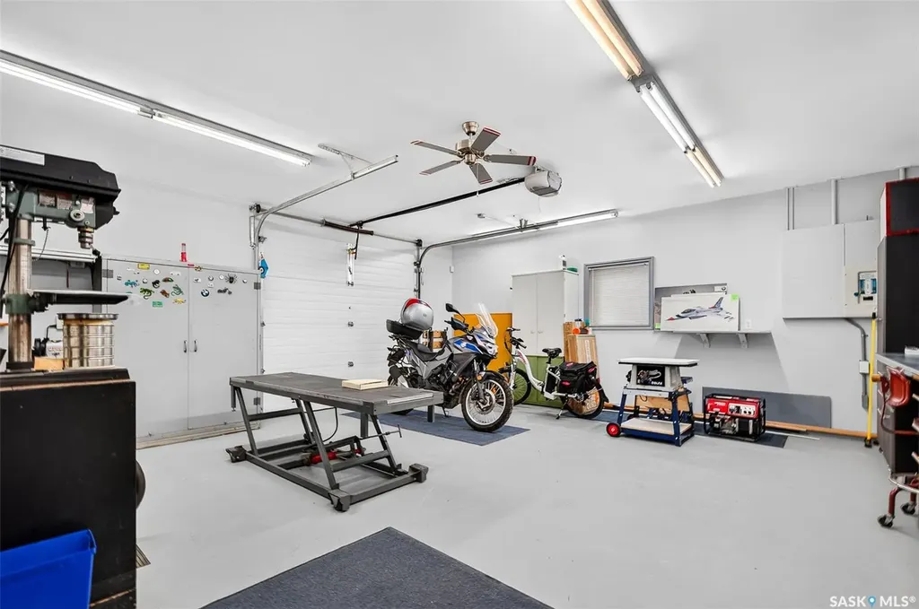 155 Hochelaga Street E Moose Jaw SK S6H 0N8