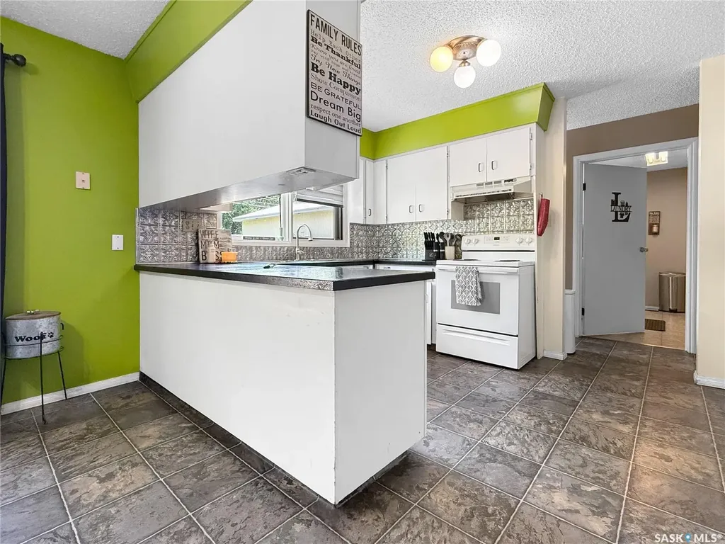 345 6th Avenue SE Swift Current SK S9H 3P2