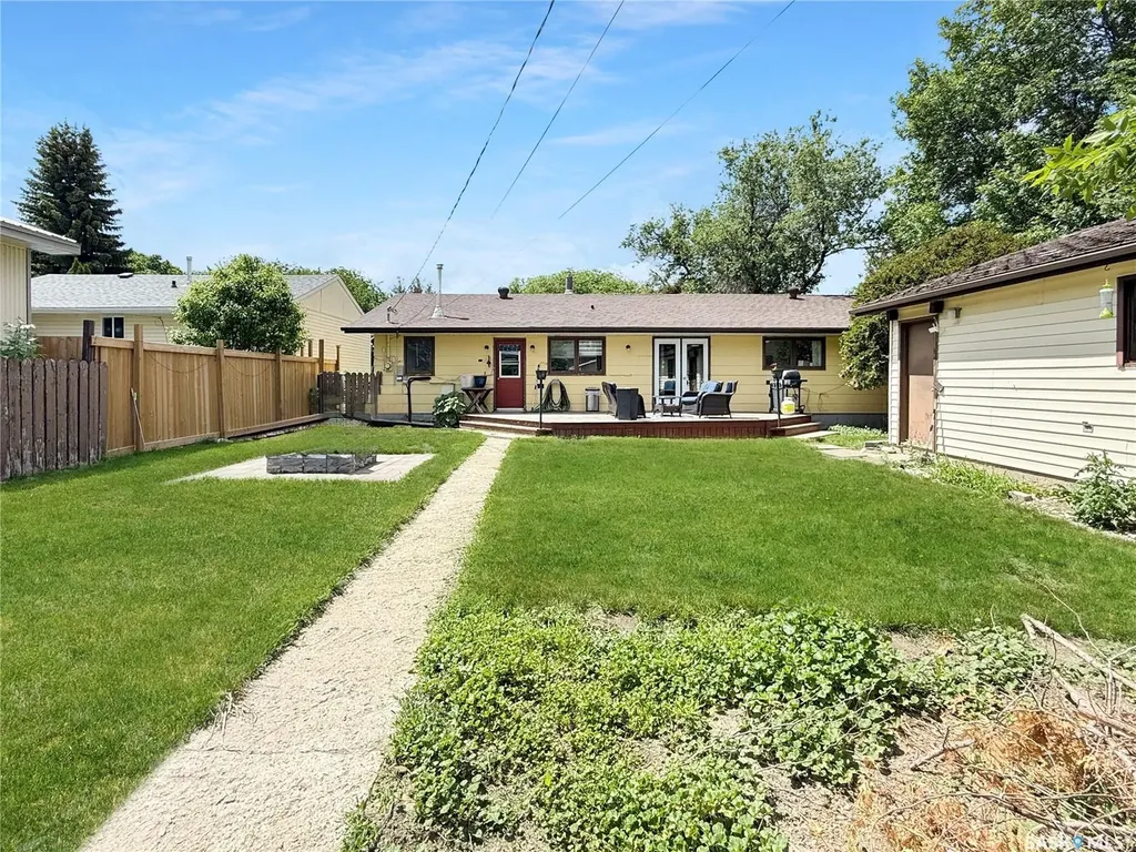 345 6th Avenue SE Swift Current SK S9H 3P2