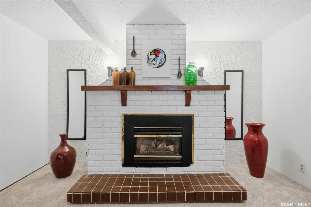 41 Klaehn Crescent Saskatoon SK S7L 4G4