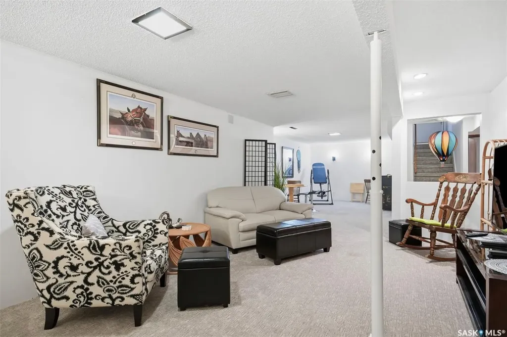 41 Klaehn Crescent Saskatoon SK S7L 4G4