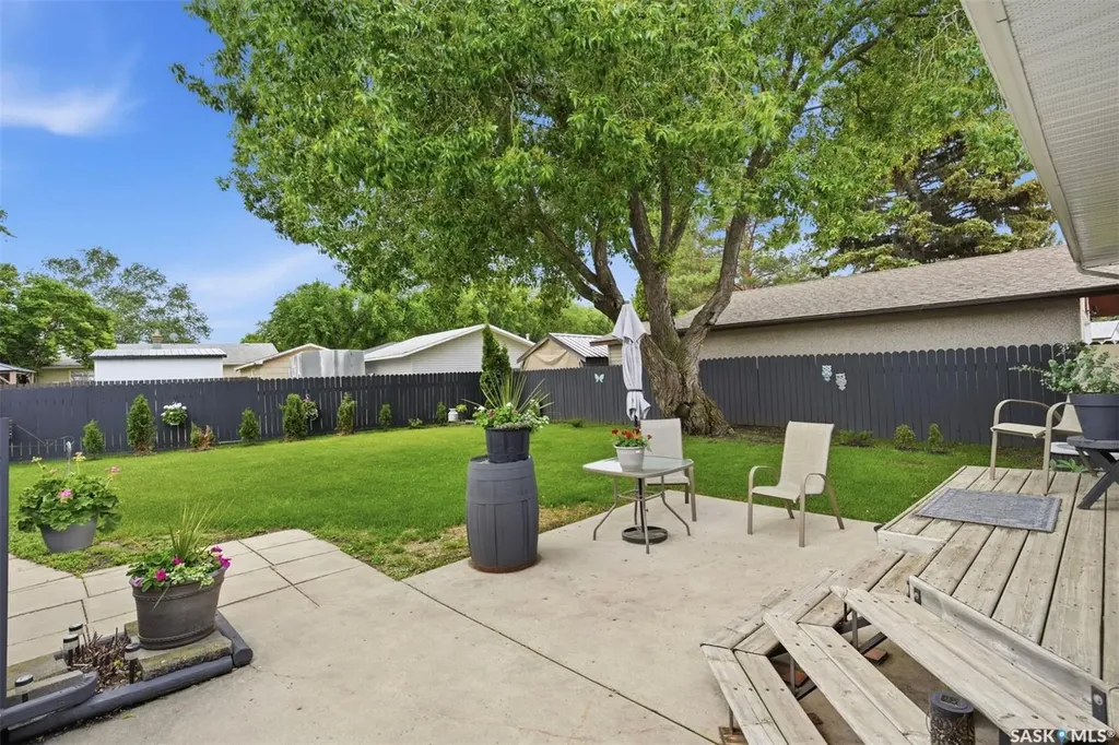 41 Klaehn Crescent Saskatoon SK S7L 4G4