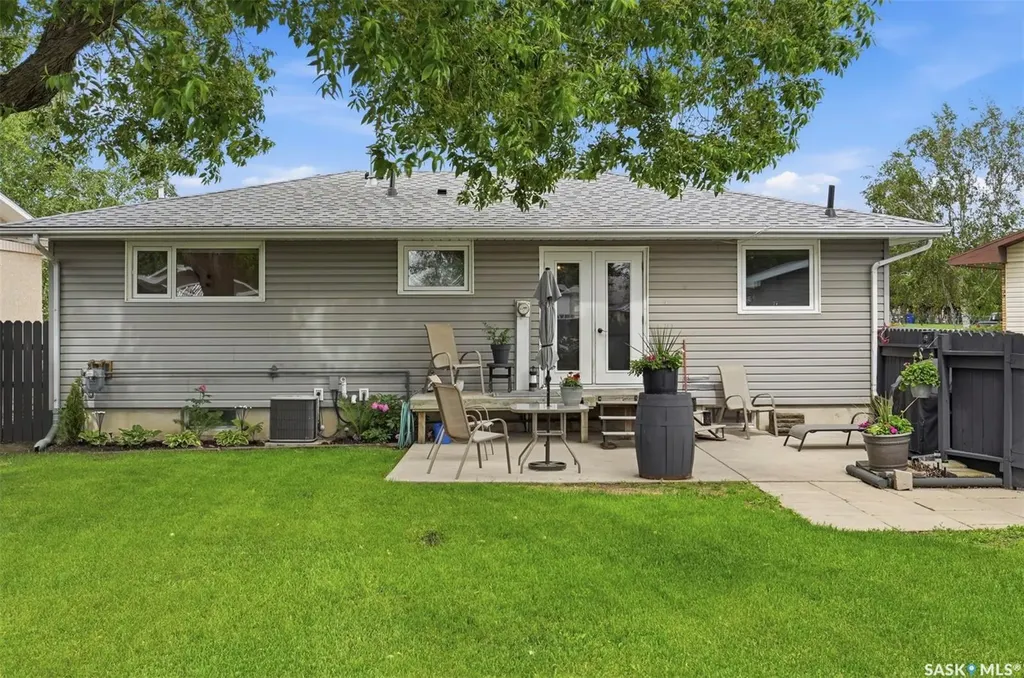 41 Klaehn Crescent Saskatoon SK S7L 4G4