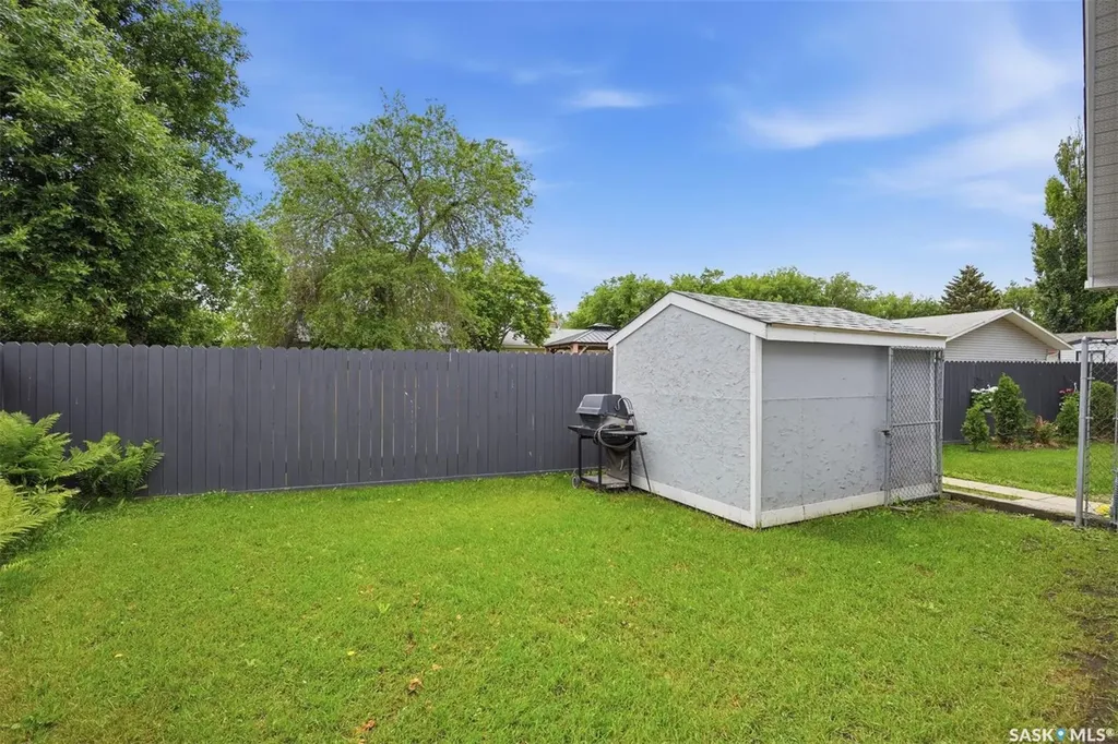 41 Klaehn Crescent Saskatoon SK S7L 4G4