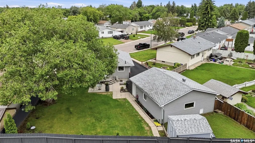 41 Klaehn Crescent Saskatoon SK S7L 4G4
