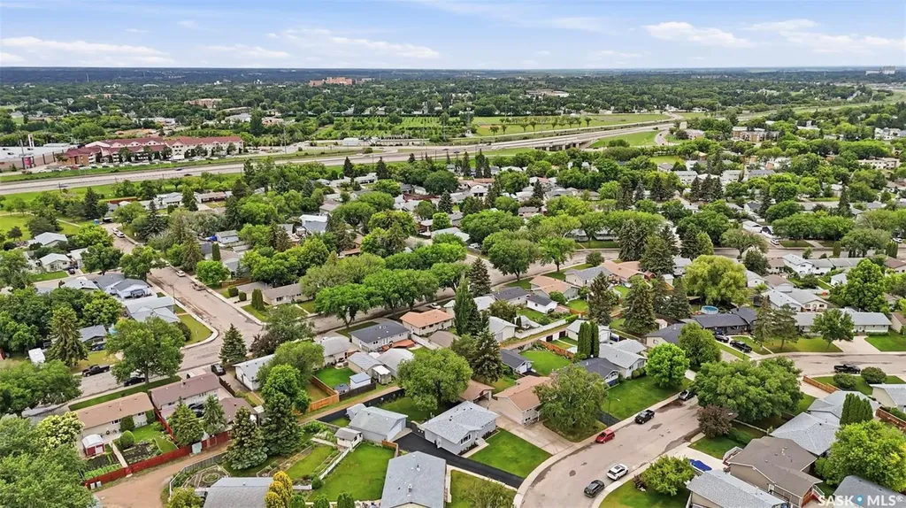 41 Klaehn Crescent Saskatoon SK S7L 4G4
