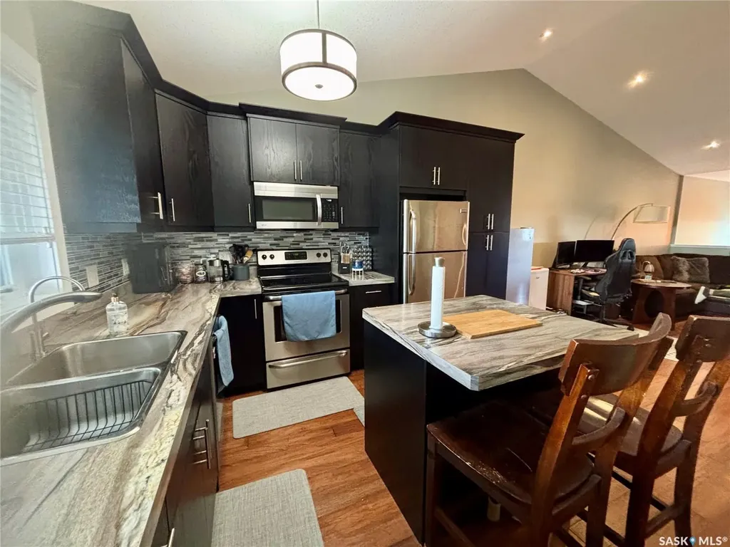 4107 Green Apple Drive E Regina SK S4V 1S1