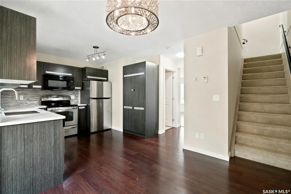 245 Ashworth Crescent Saskatoon SK S7T 0P2