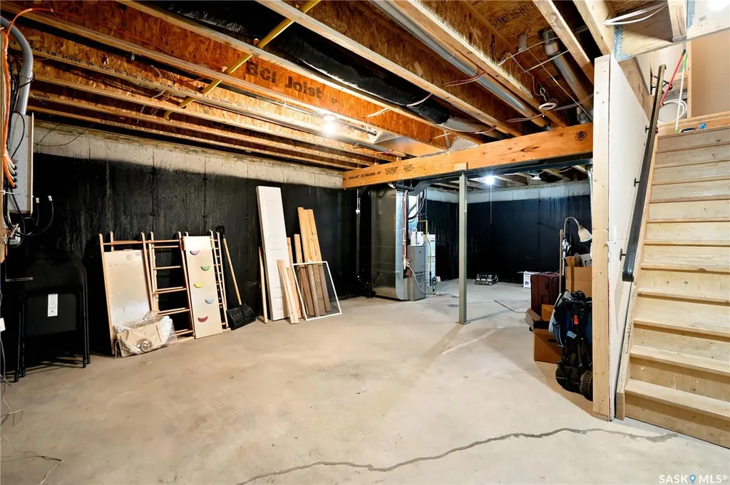 245 Ashworth Crescent Saskatoon SK S7T 0P2