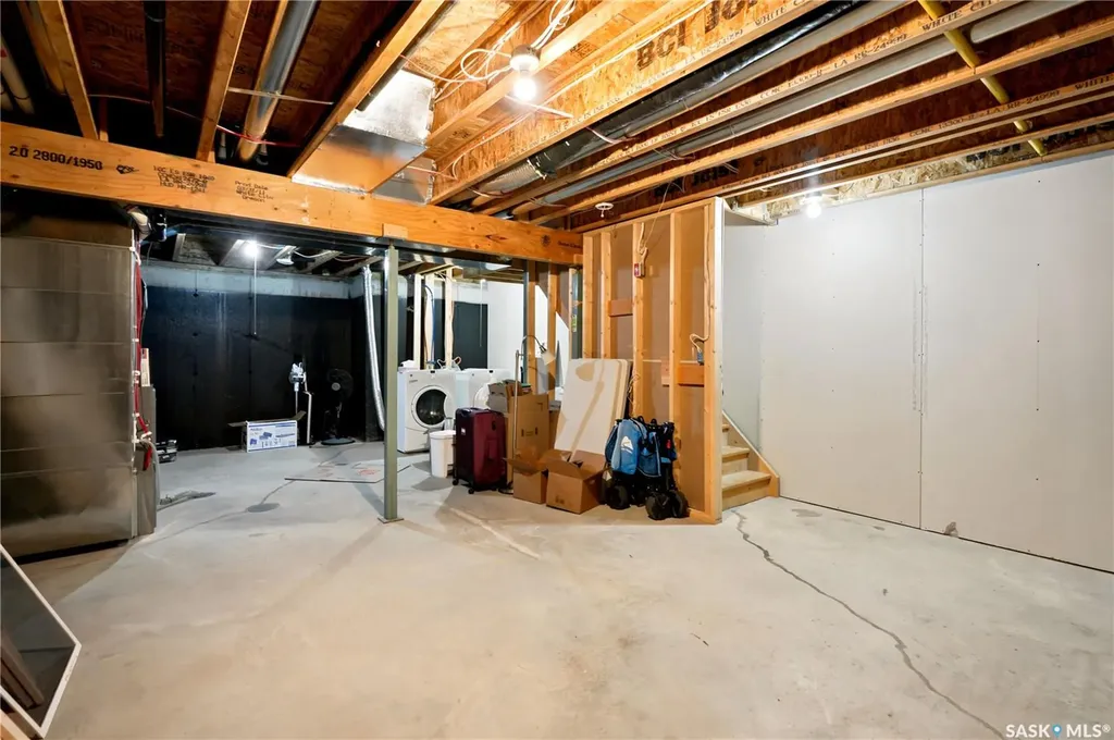 245 Ashworth Crescent Saskatoon SK S7T 0P2