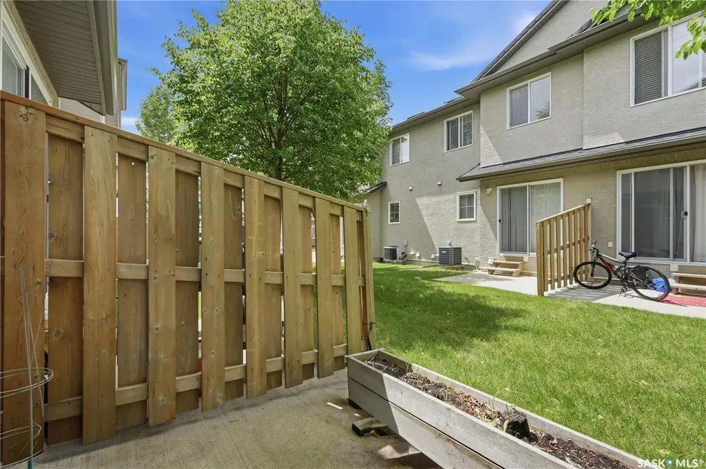 245 Ashworth Crescent Saskatoon SK S7T 0P2