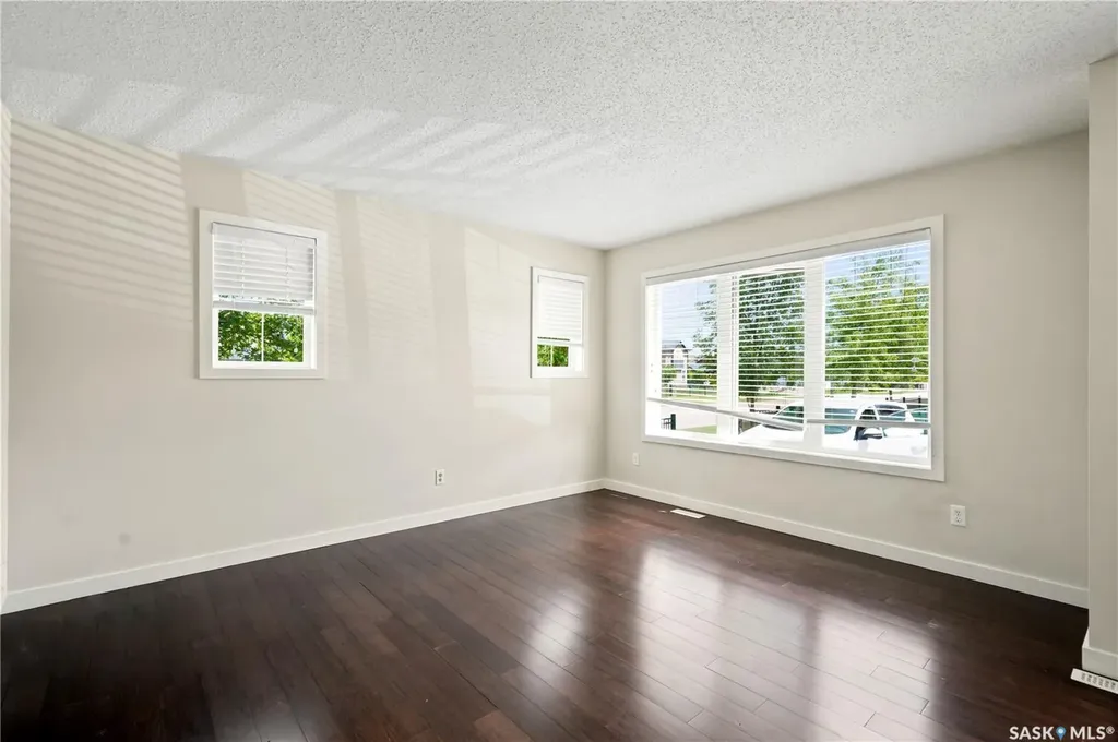245 Ashworth Crescent Saskatoon SK S7T 0P2