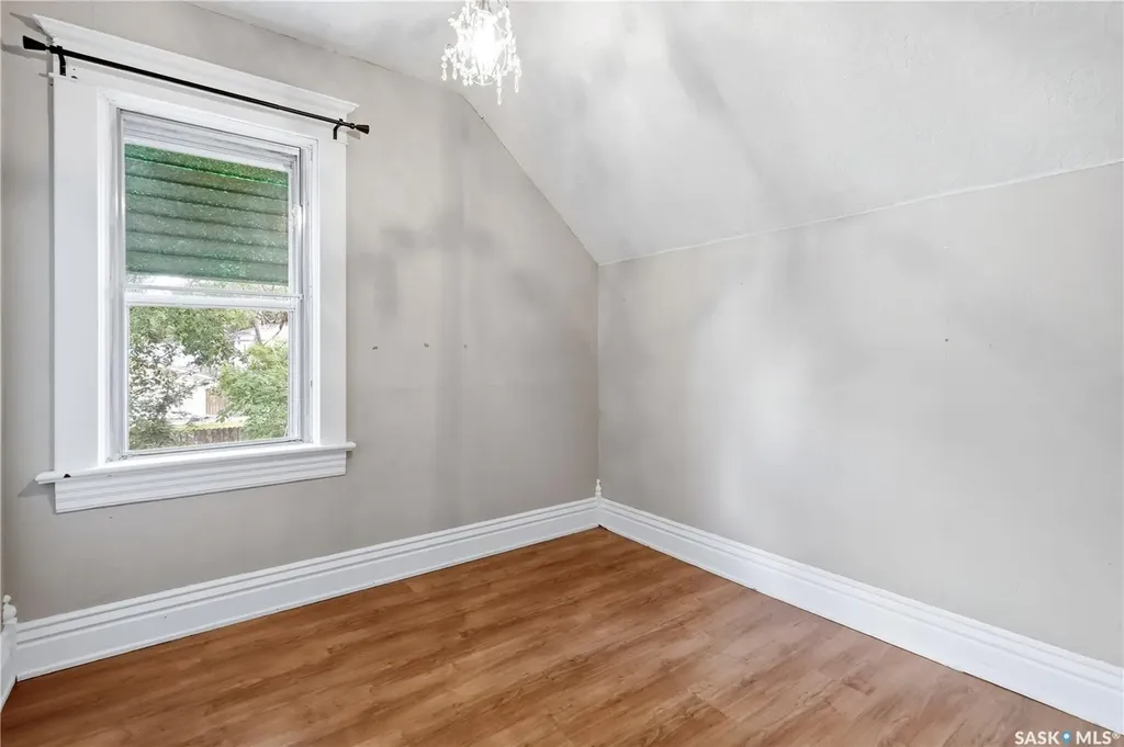 447 Duffield Street W Moose Jaw SK S6H 5H7