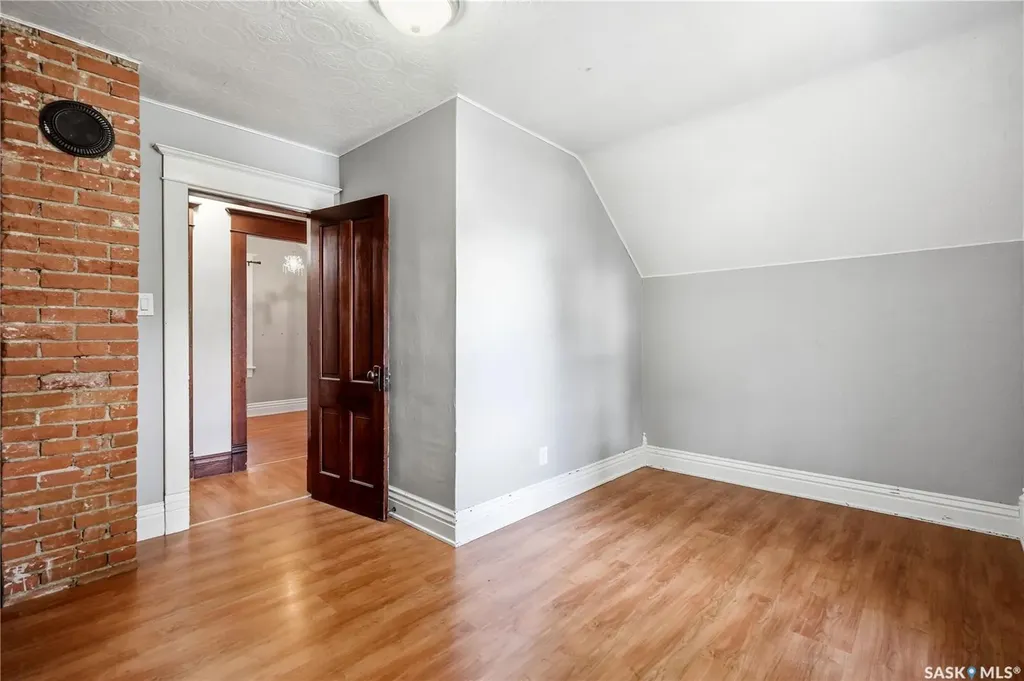447 Duffield Street W Moose Jaw SK S6H 5H7
