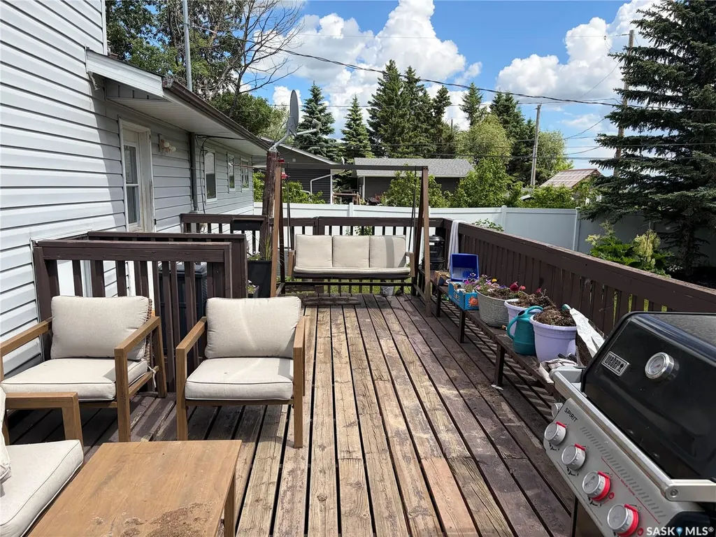 772 Portage Avenue Wadena SK S0A 4J0