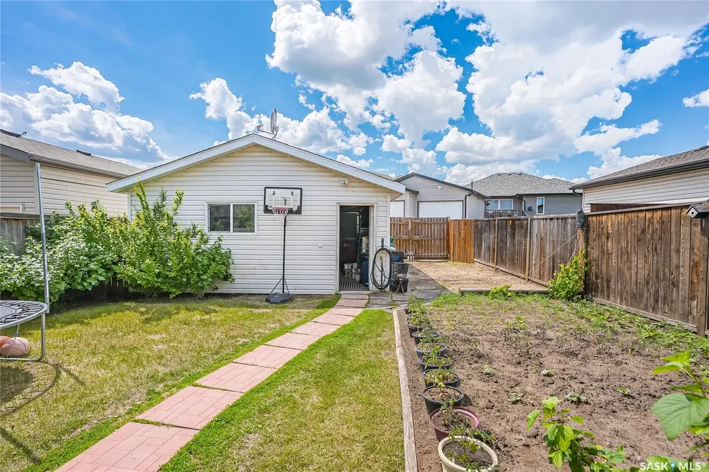 330 Galloway Road Saskatoon SK S7T 0C5