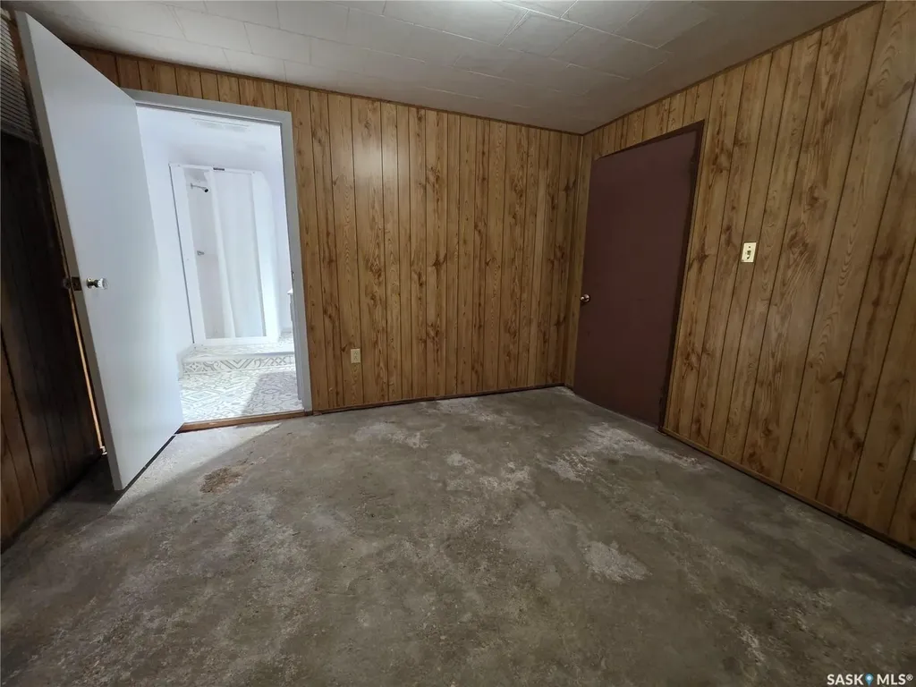 226 9th Avenue NE Swift Current SK S9H 2S1