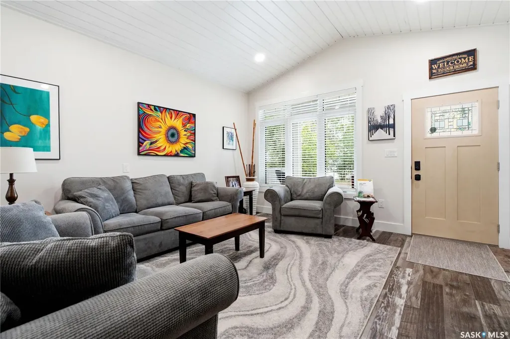 251 Lakeshore Drive Lakeland Rm No. 521 SK S0J 0N0