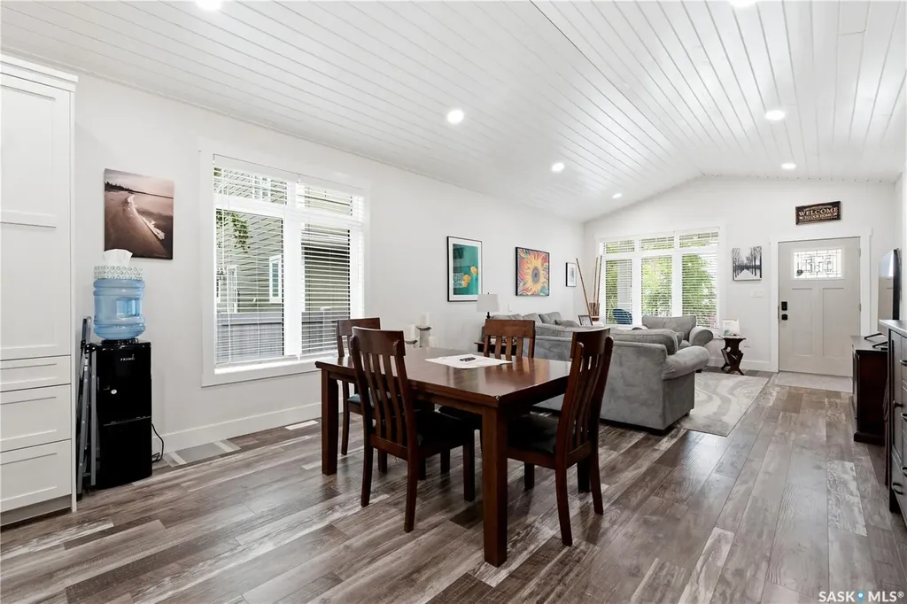 251 Lakeshore Drive Lakeland Rm No. 521 SK S0J 0N0
