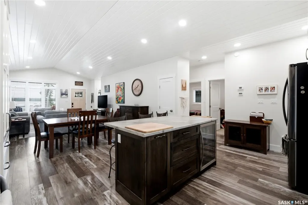 251 Lakeshore Drive Lakeland Rm No. 521 SK S0J 0N0