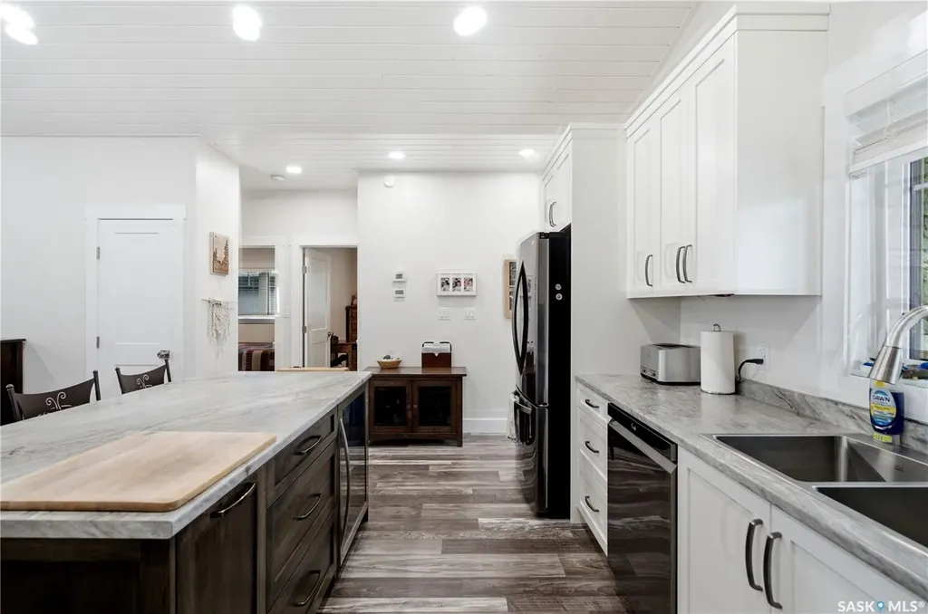 251 Lakeshore Drive Lakeland Rm No. 521 SK S0J 0N0