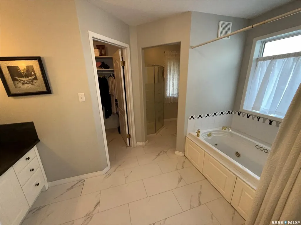 708 Adamson Crescent Shellbrook SK S0J 2E0