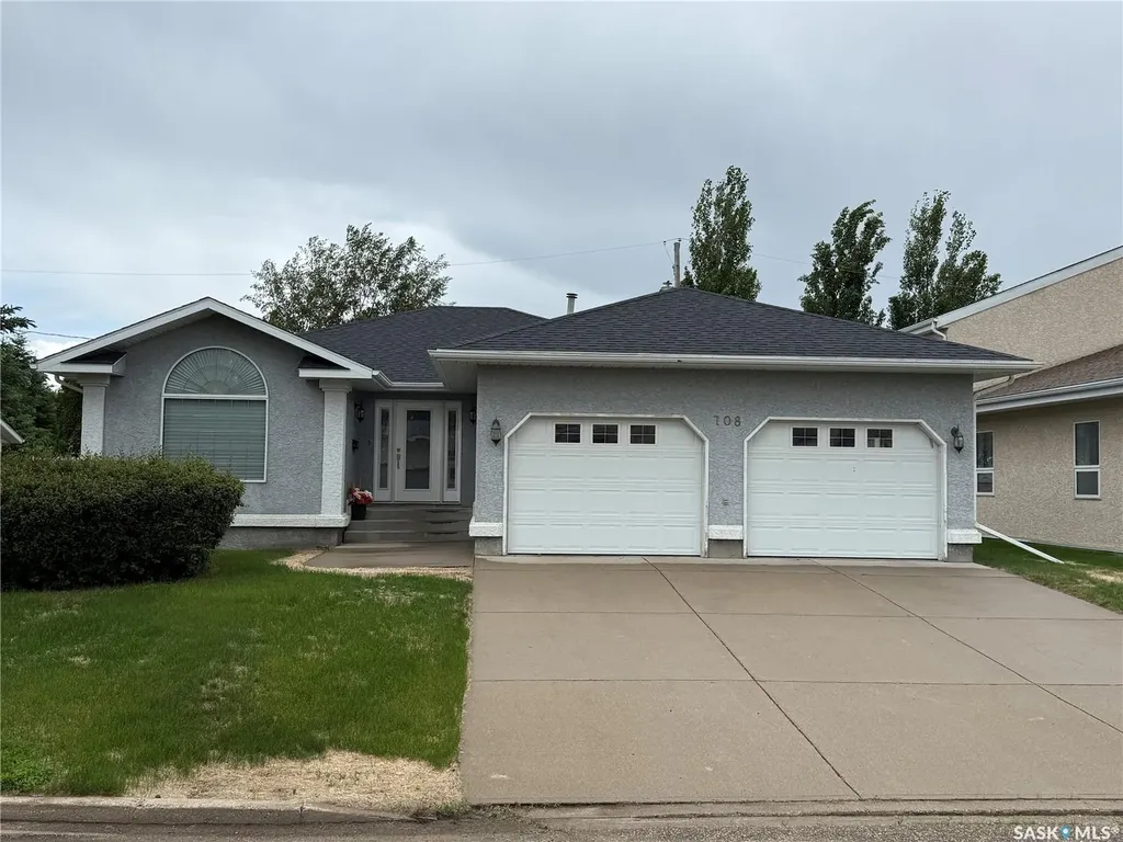708 Adamson Crescent Shellbrook SK S0J 2E0
