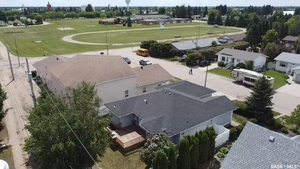 708 Adamson Crescent Shellbrook SK S0J 2E0