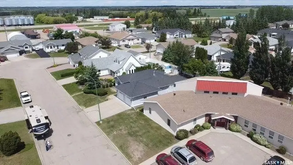 708 Adamson Crescent Shellbrook SK S0J 2E0