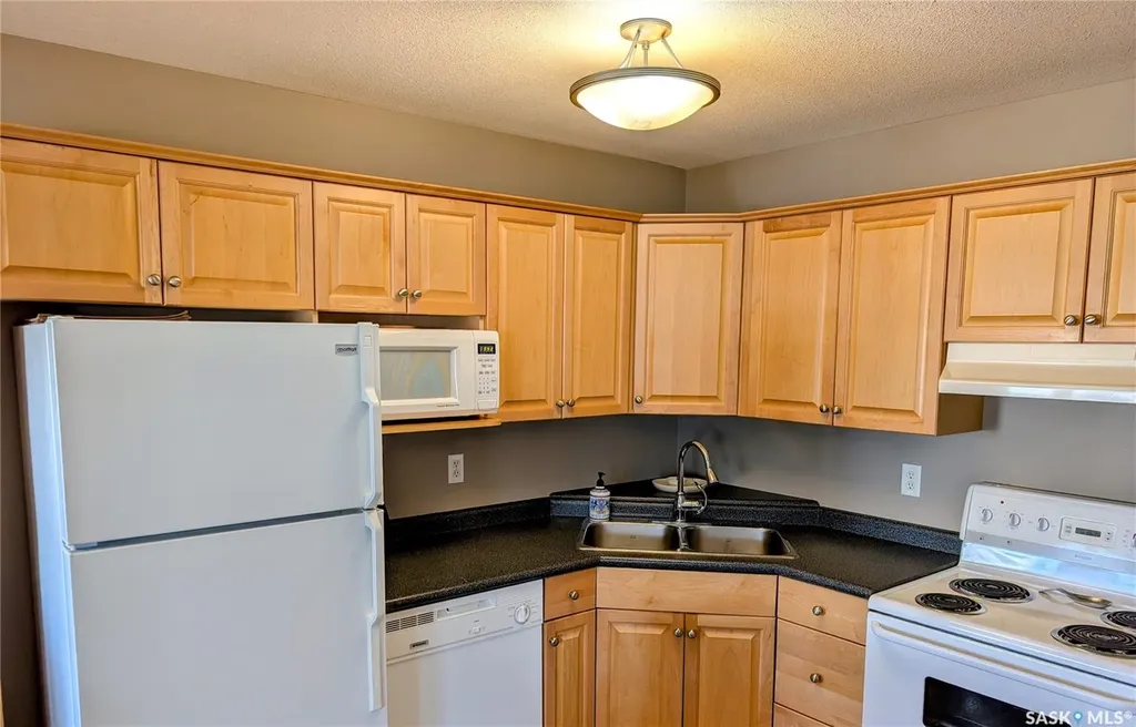 4144 Buckingham Drive E Regina SK S4V 3A9