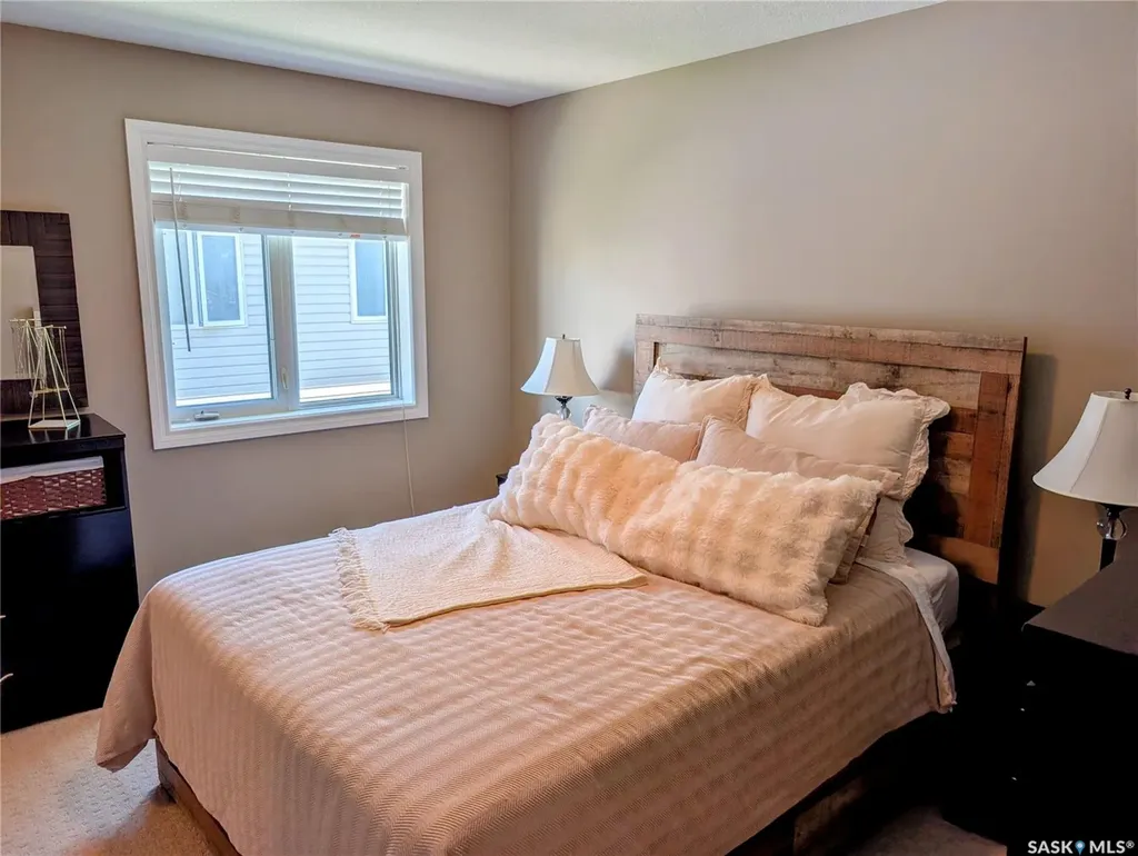 4144 Buckingham Drive E Regina SK S4V 3A9