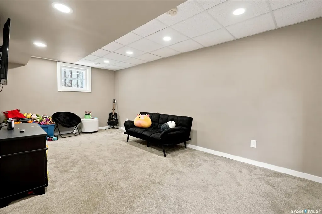 4805 7th Avenue Regina SK S4T 0R8