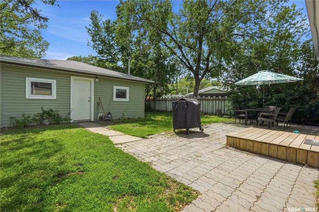 4805 7th Avenue Regina SK S4T 0R8