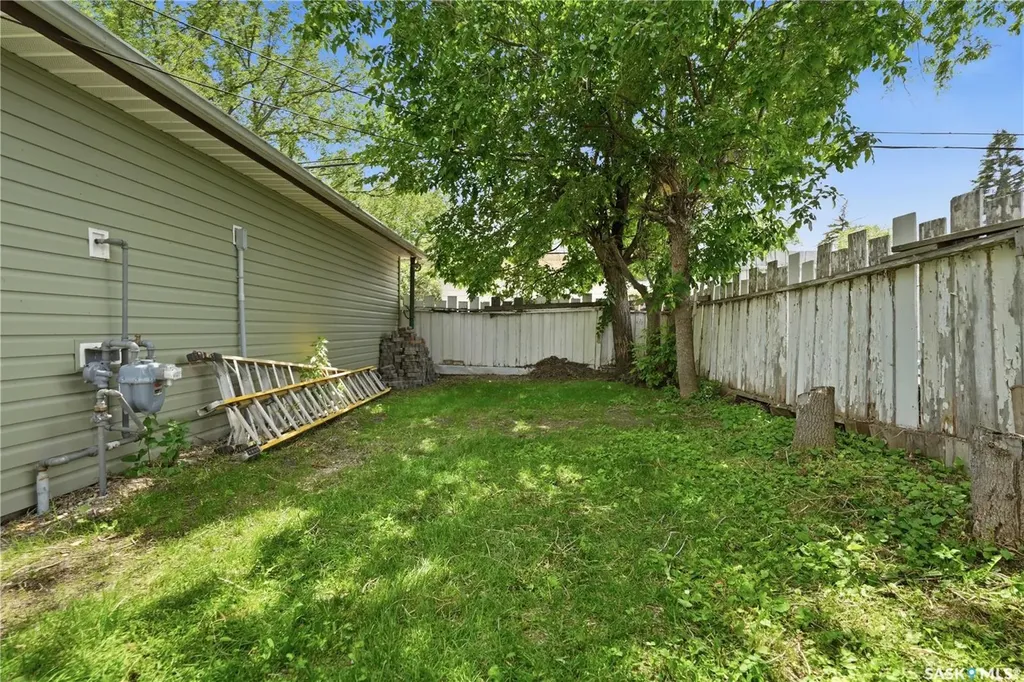 4805 7th Avenue Regina SK S4T 0R8