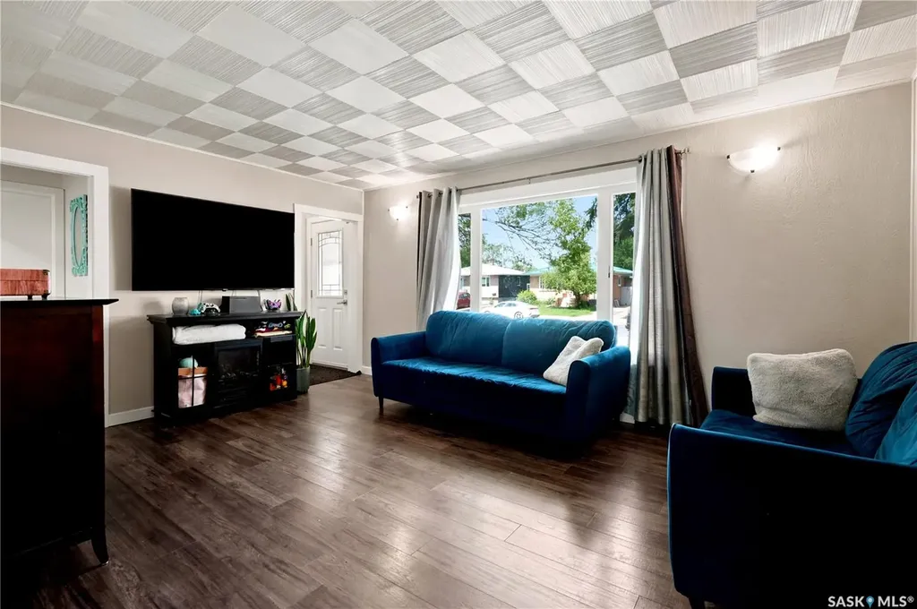 4805 7th Avenue Regina SK S4T 0R8