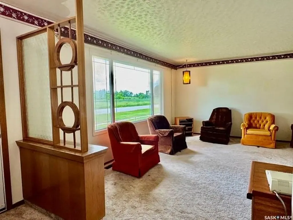215 1st Avenue Jansen SK S0K 2B0