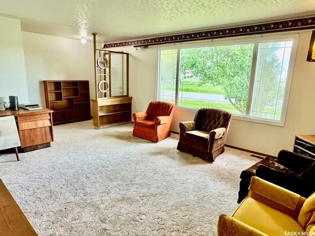 215 1st Avenue Jansen SK S0K 2B0